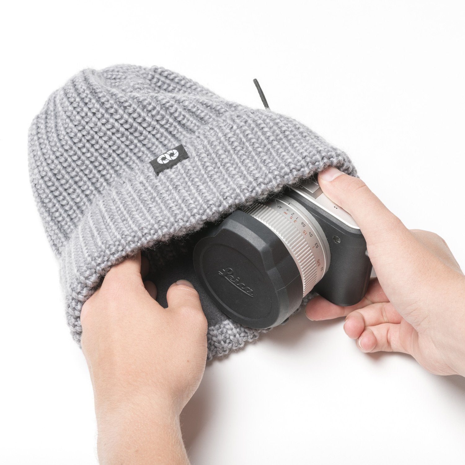 COOPH KNIT Pouch Beanie Strickmütze Kameratasche kurz