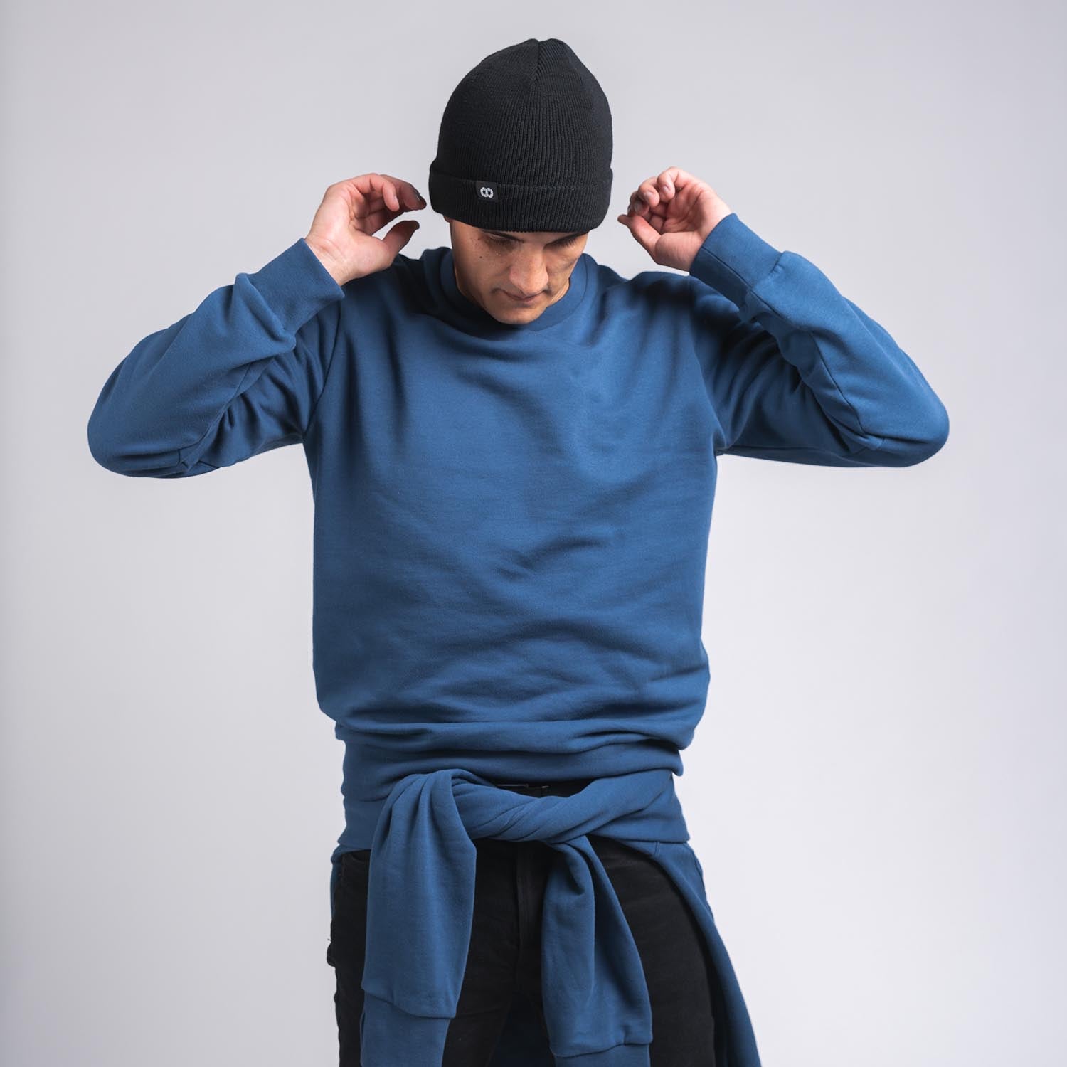 COOPH Roam Sweater Pullover Off Navy aus Bio-Baumwolle