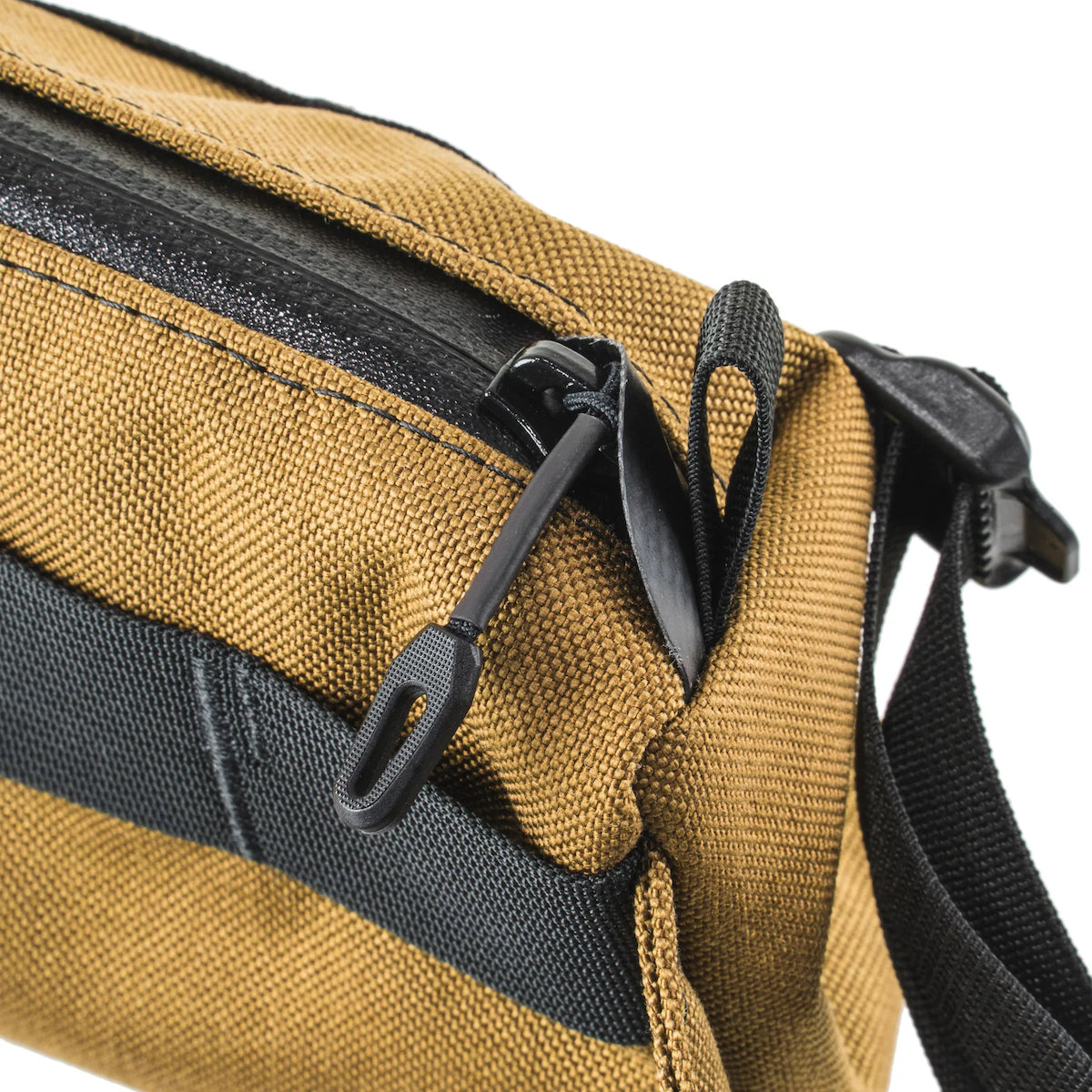 Road Runner Lil Guy Fanny Pack Bauchtasche 1,6L Schwarz