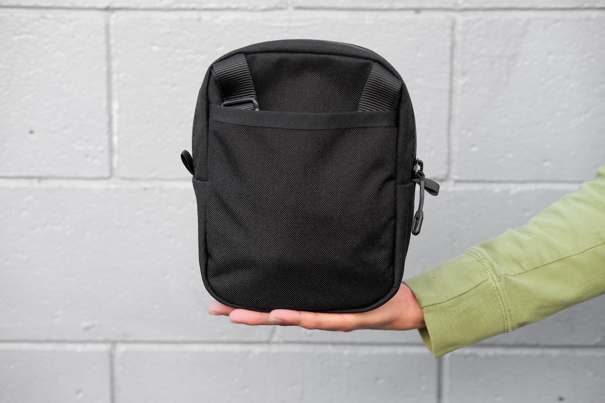 Road Runner EDC Mini Sling 2,25L Schwarz Cordura Kamera
