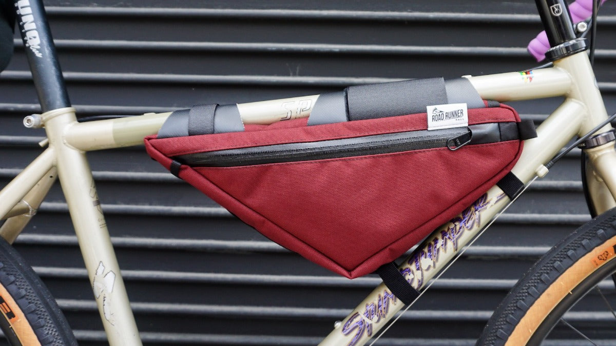Road Runner Wedge Half Frame Bag Rahmentasche Schwarz 2,5L