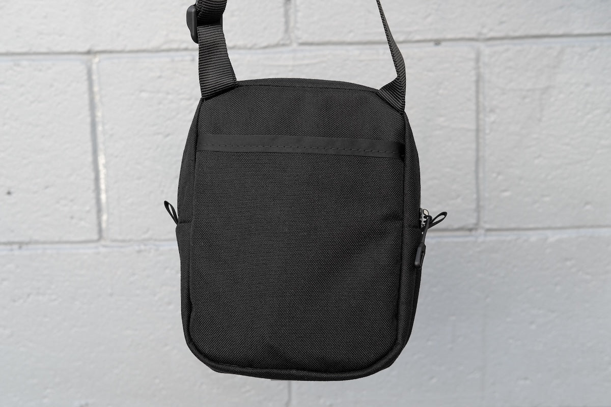 Road Runner EDC Mini Sling 2,25L Schwarz Cordura Kamera
