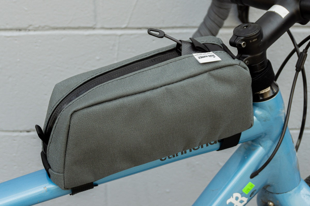 Road Runner Bluff Top Tube Bag 1.5L Bikepacking Tasche